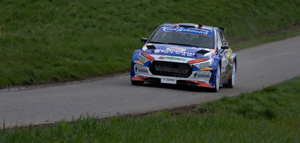 Simon Vallentin var stærkt kørende i årets første DSR-runde, Rally Yding, men med udviklingen i dansk rally har han besluttet at satse på udlandet i stedet.
(Foto: Morten Dam)